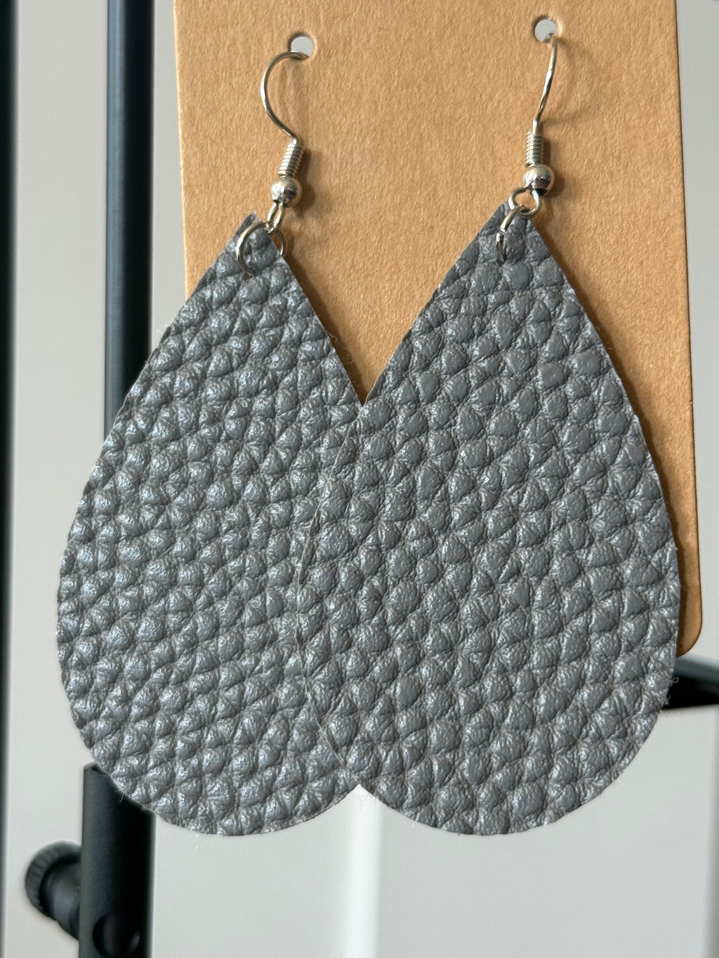 Large solid earrings