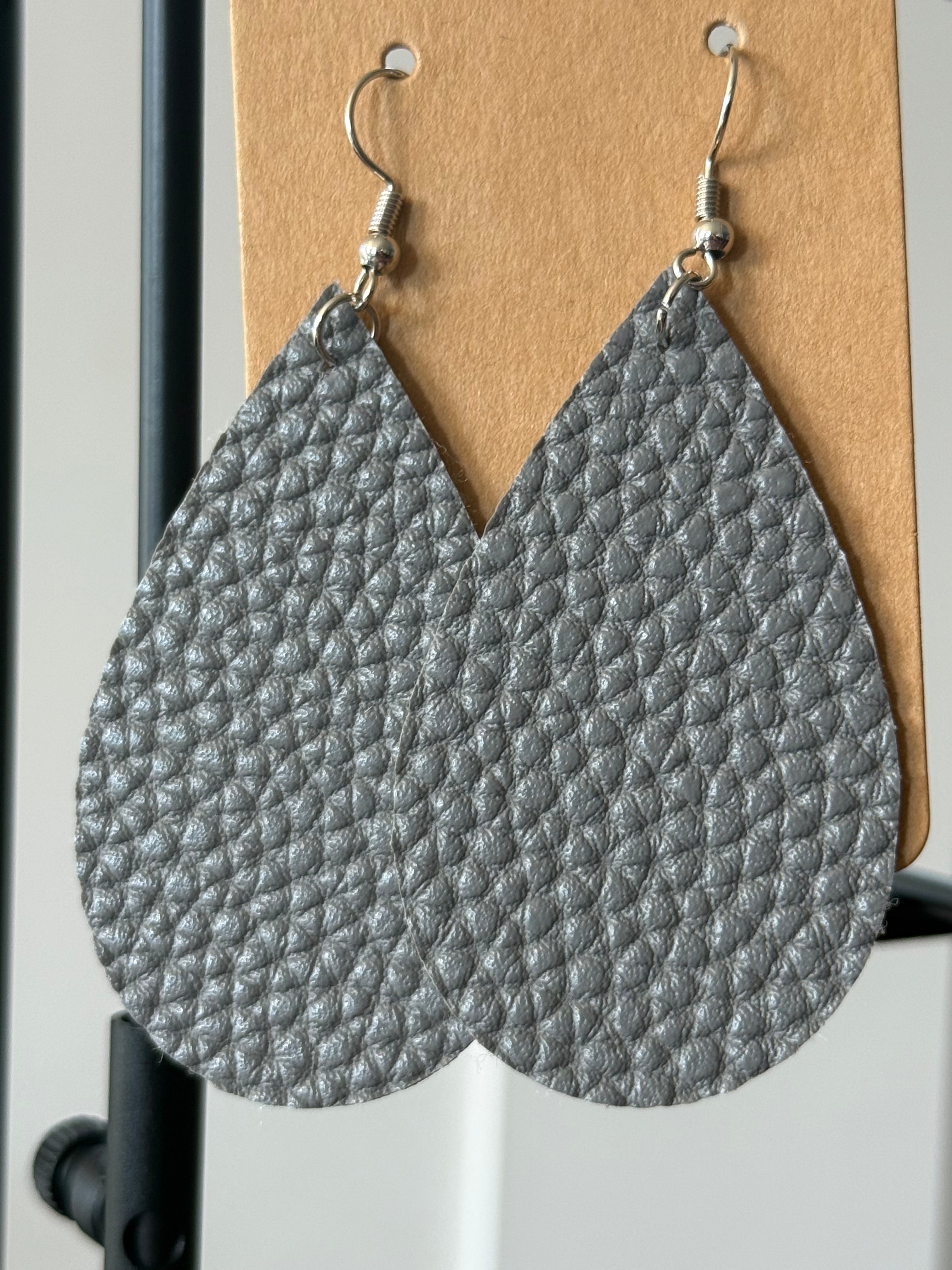 Large solid earrings